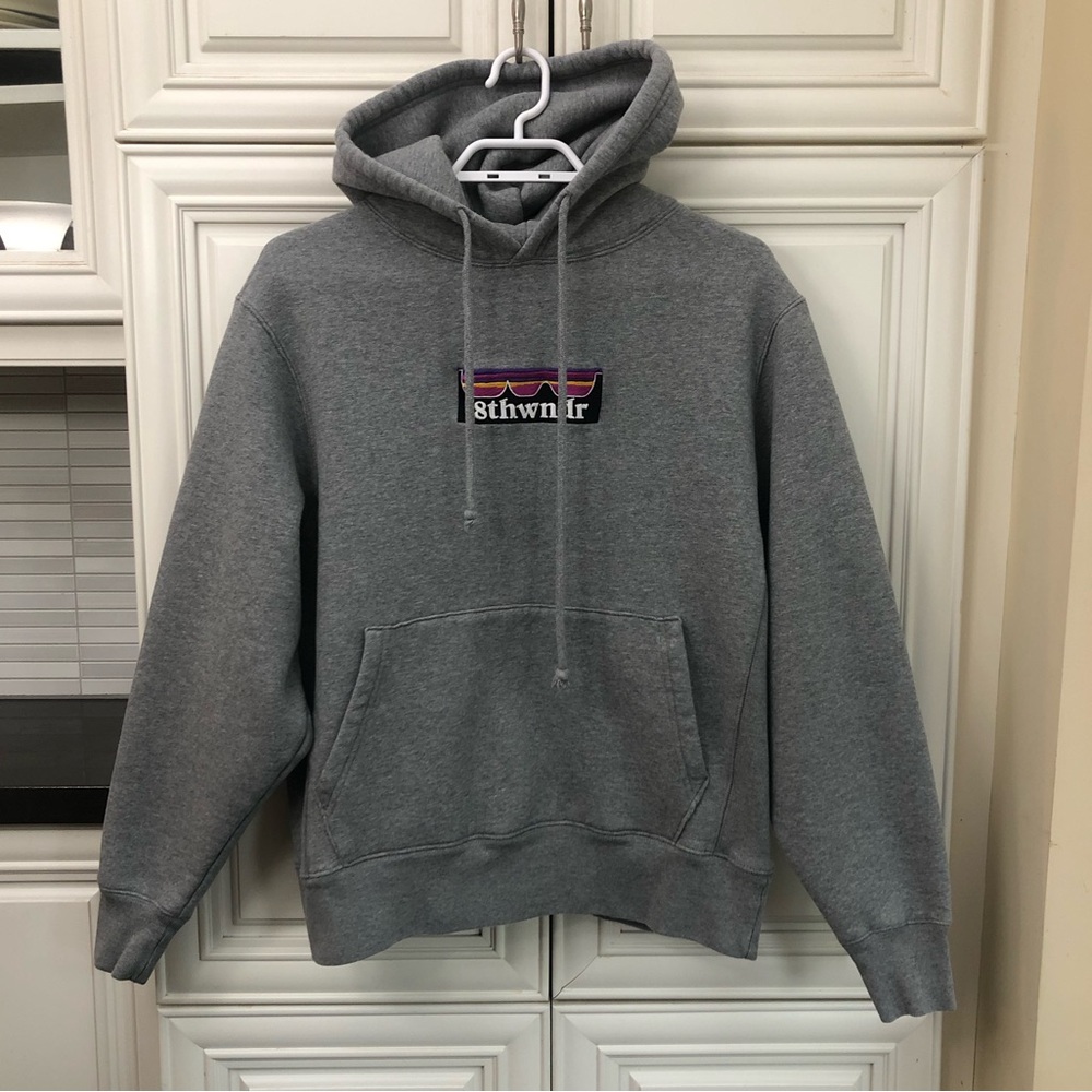 8thwndr grey women’s hoodie
